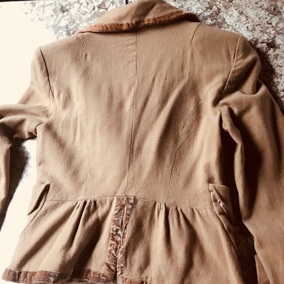 Women’s jac - Picture 5 of 5